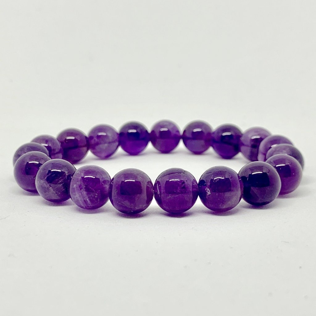 The Jewel Mama Amethyst Crystal Bracelet. Healing Crystal Bracelets. Amethyst handmadeThe Jewel Mama, Crystal Bracelets, Crystals, Healing Crystals, Crystal, Healing, handmade jewelry, handmade crystal jewelry, Made in Los Angeles, Los Angeles Jewelry, Jewellery, gifts, yoga bracelet, yoga bracelets, yogi bracelet, chakra, chakras, meditation bracelet, meditationbracelet. Made in Los Angeles. Crystals.